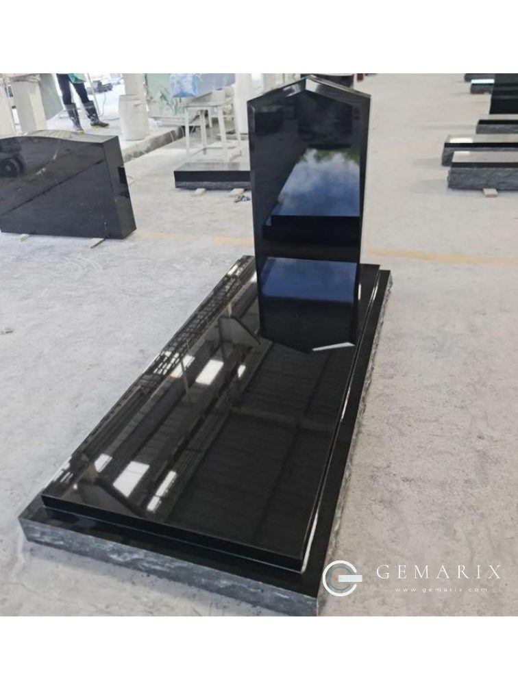 Black Granite Memorial Set Peaked
