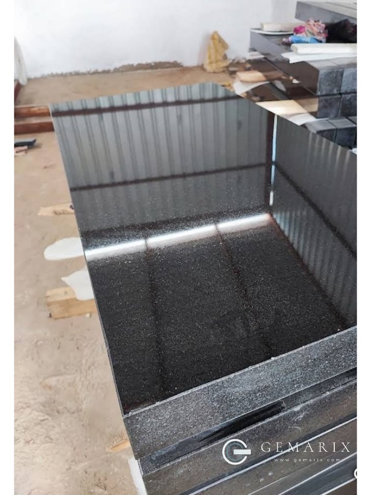 Base Slabs Black Polished
